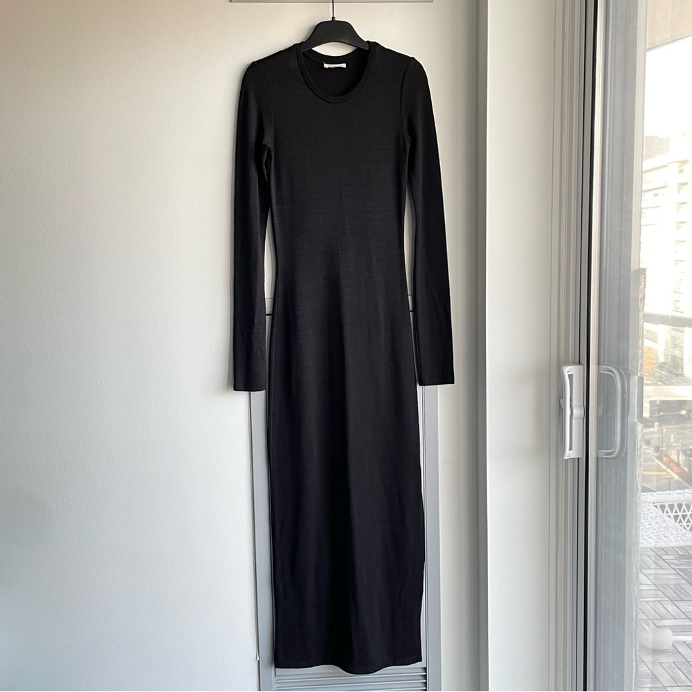 ARITZIA WILFRED FREE Elegant Black Long Sleeve Maxi Dress